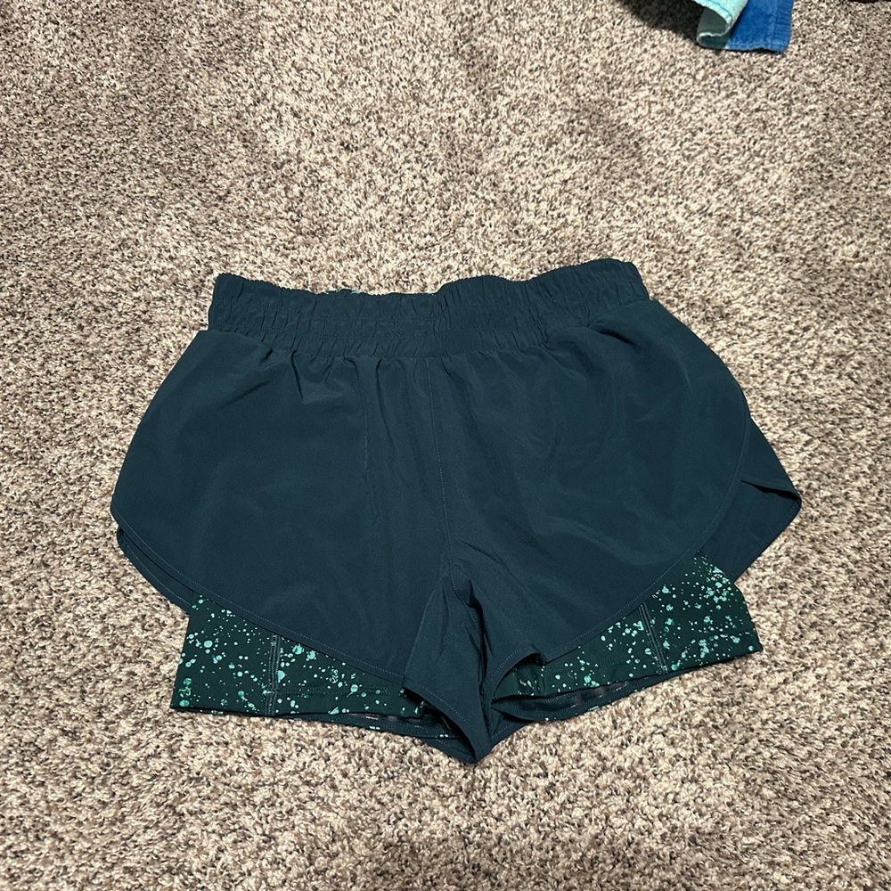 Athleta HIIT 2 in 1 shorts small